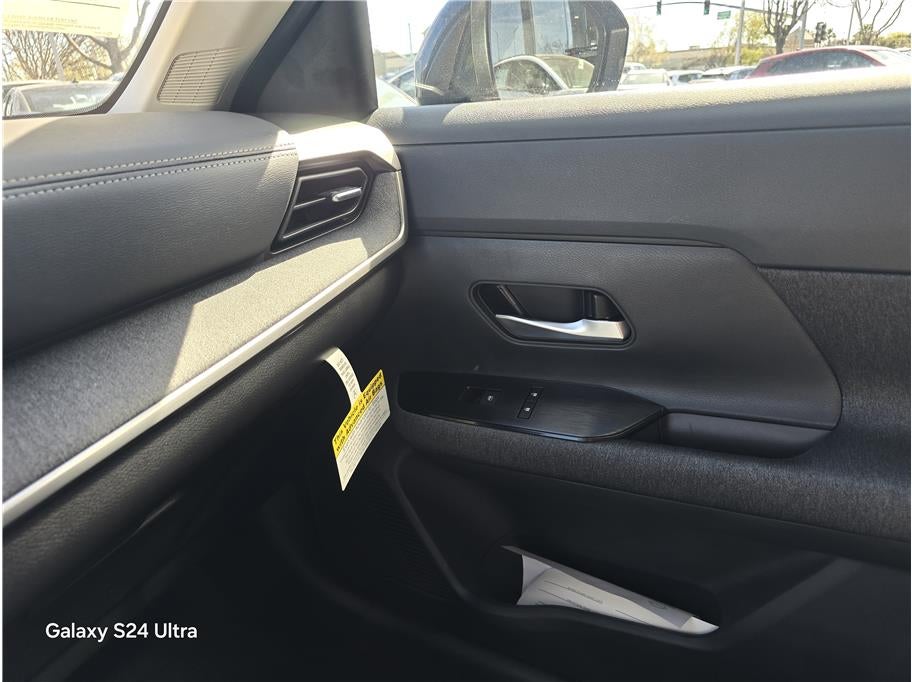 2026 Nissan Kicks SV Sport Utility 4D