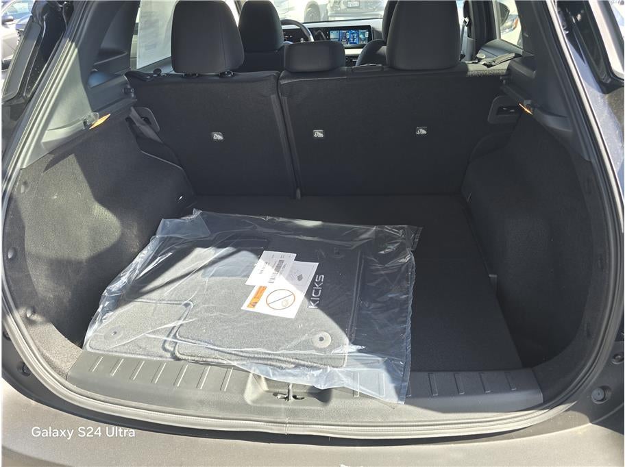 2026 Nissan Kicks SV Sport Utility 4D