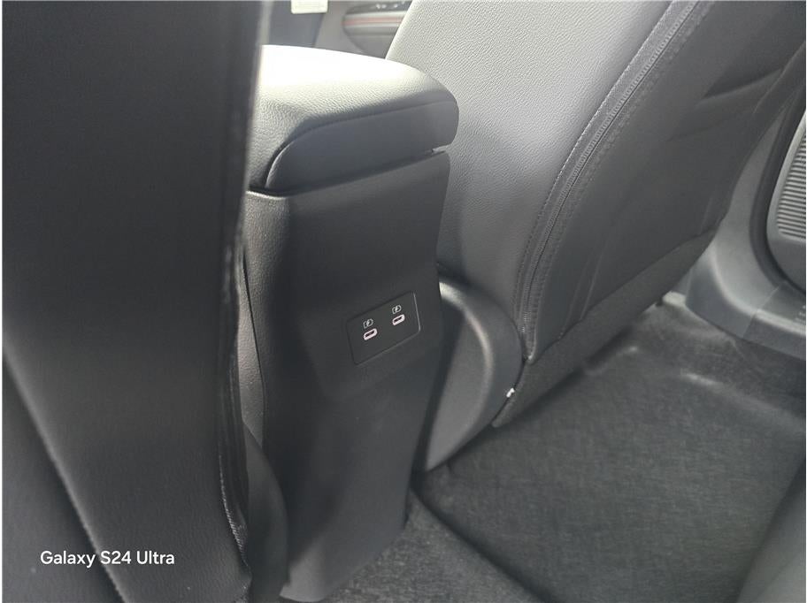 2026 Nissan Kicks SR Sport Utility 4D