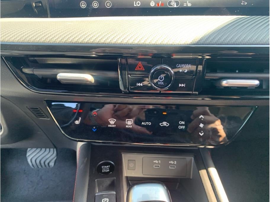 2026 Nissan Kicks SR Sport Utility 4D