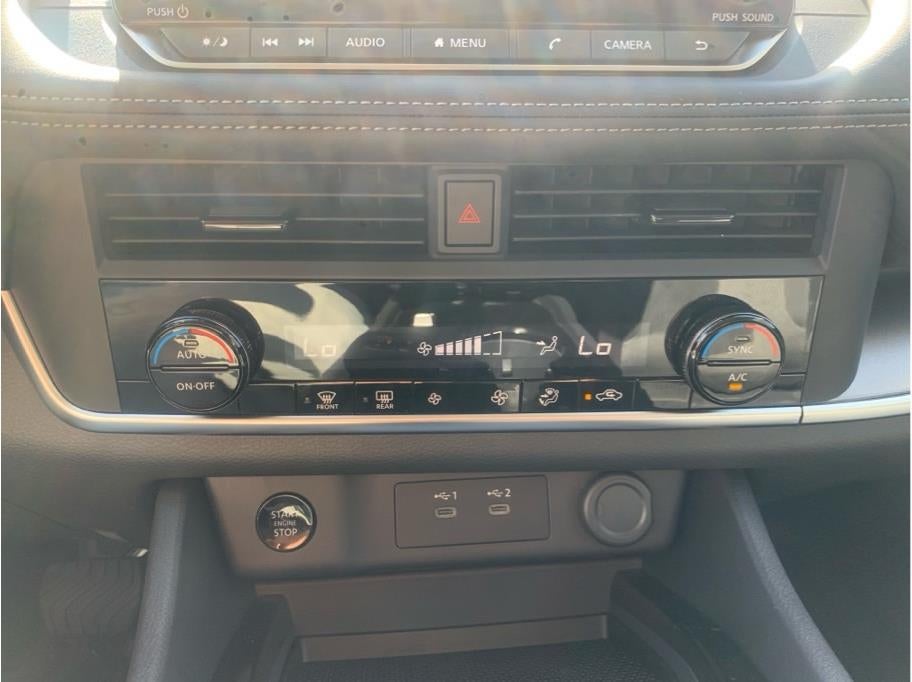 2026 Nissan Rogue SV (2026.5) Sport Utility 4D