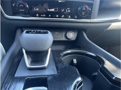 2026 Nissan Rogue SV Sport Utility 4D