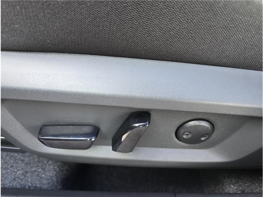 2026 Nissan Rogue SV Sport Utility 4D