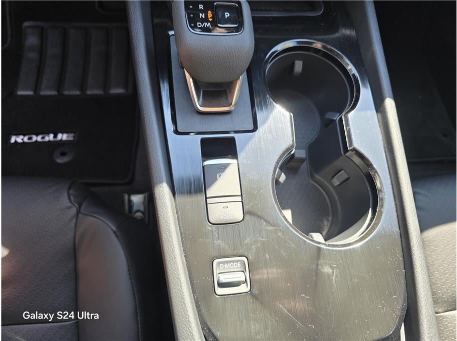 2026 Nissan Rogue SV Sport Utility 4D