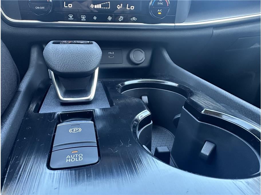 2026 Nissan Rogue SV (2026.5) Sport Utility 4D