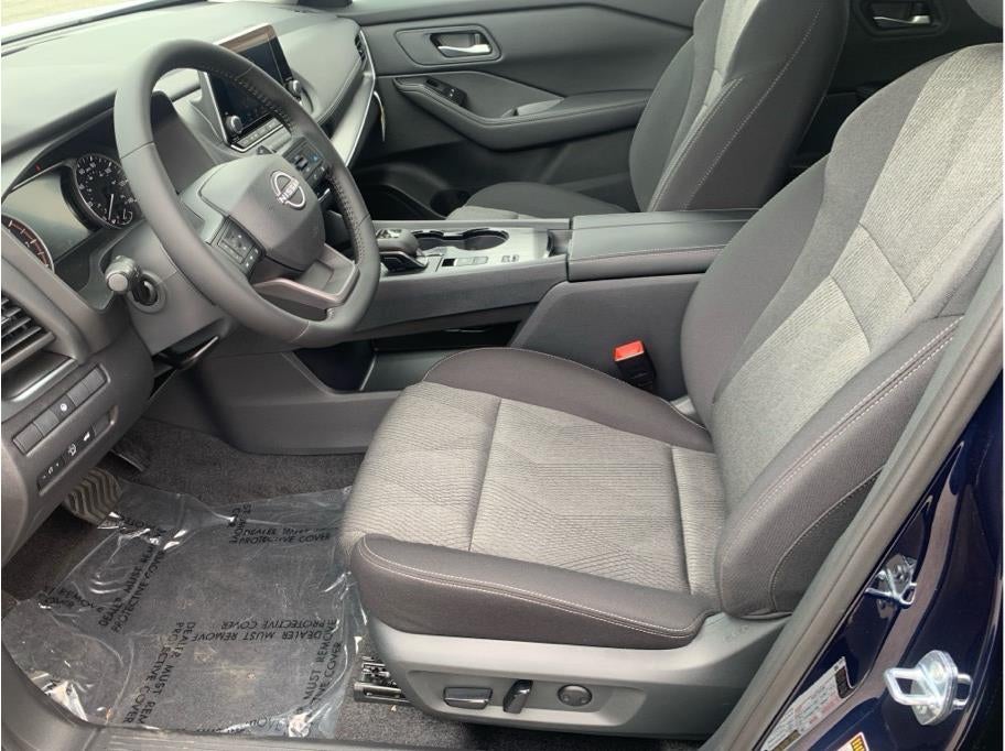2026 Nissan Rogue SV (2026.5) Sport Utility 4D