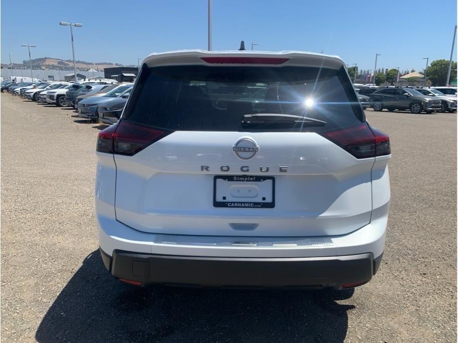 2026 Nissan Rogue SV (2026.5) Sport Utility 4D