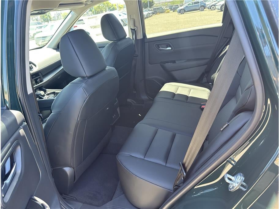 2026 Nissan Rogue Dark Armor (2026.5) Sport Utility 4D