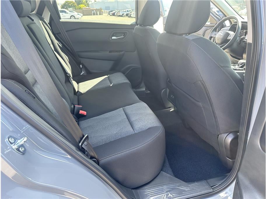 2026 Nissan Rogue SV Sport Utility 4D