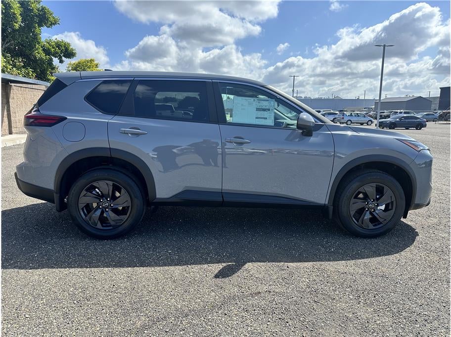 2026 Nissan Rogue SV Sport Utility 4D