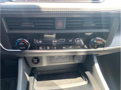 2026 Nissan Rogue SV (2026.5) Sport Utility 4D