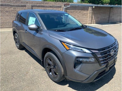 2026 Nissan Rogue SV (2026.5) Sport Utility 4D