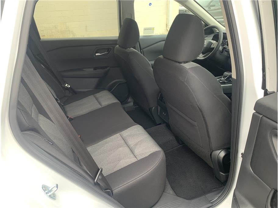 2026 Nissan Rogue SV (2026.5) Sport Utility 4D