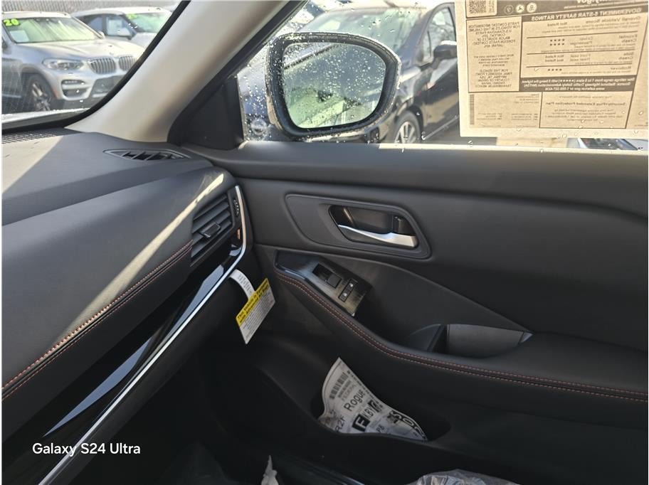 2026 Nissan Rogue SV Sport Utility 4D