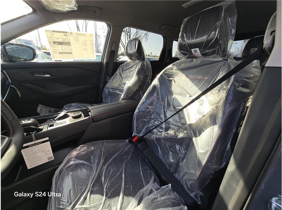 2026 Nissan Rogue SV Sport Utility 4D