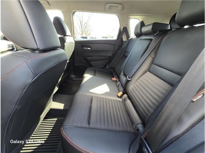 2026 Nissan Rogue SV Sport Utility 4D