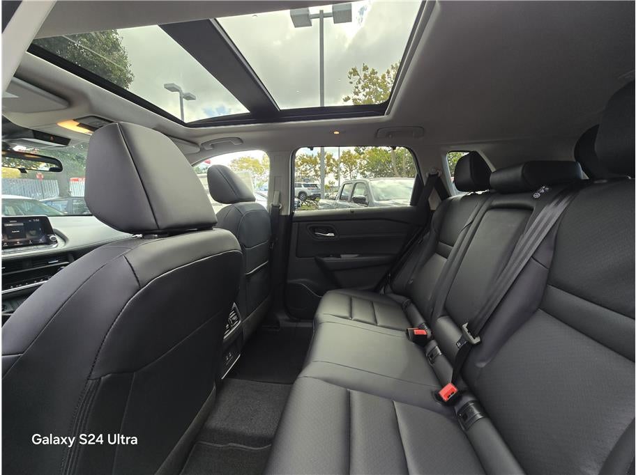 2026 Nissan Rogue SV Sport Utility 4D