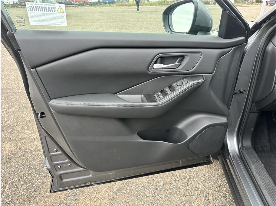 2026 Nissan Rogue SV (2026.5) Sport Utility 4D