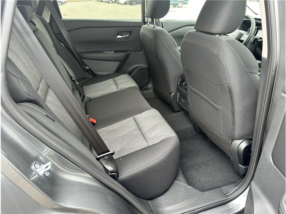 2026 Nissan Rogue SV (2026.5) Sport Utility 4D