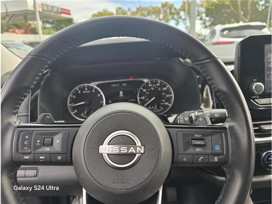 2022 Nissan Pathfinder SV Sport Utility 4D