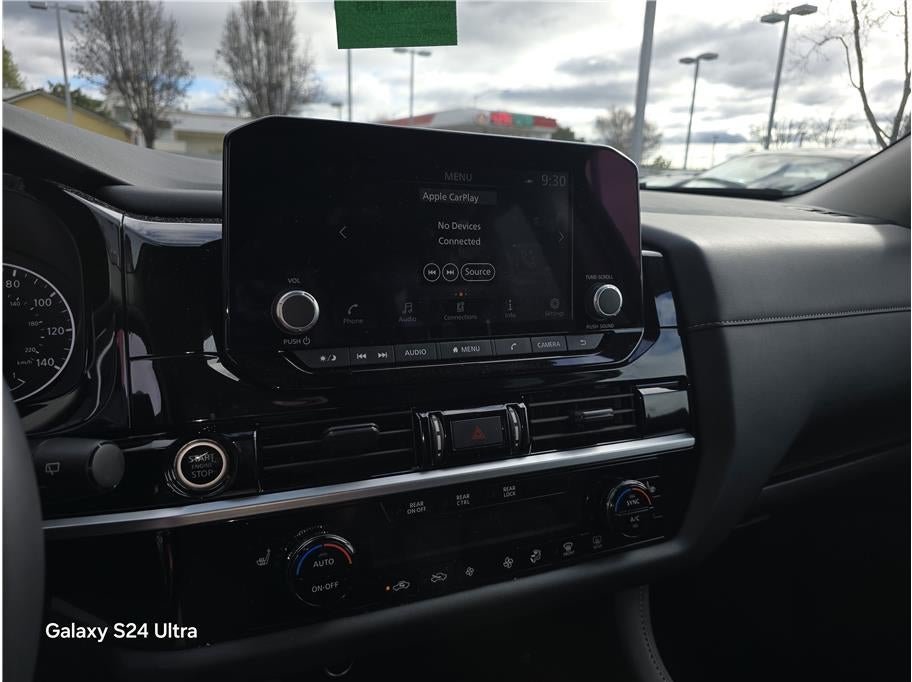 2024 Nissan Pathfinder SV Sport Utility 4D