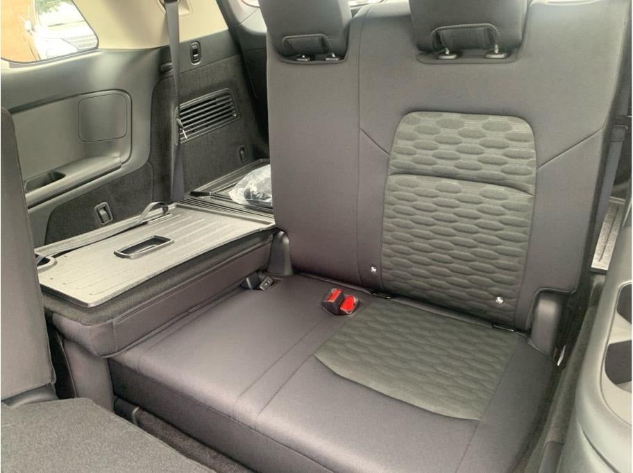 2026 Nissan Pathfinder SV Sport Utility 4D