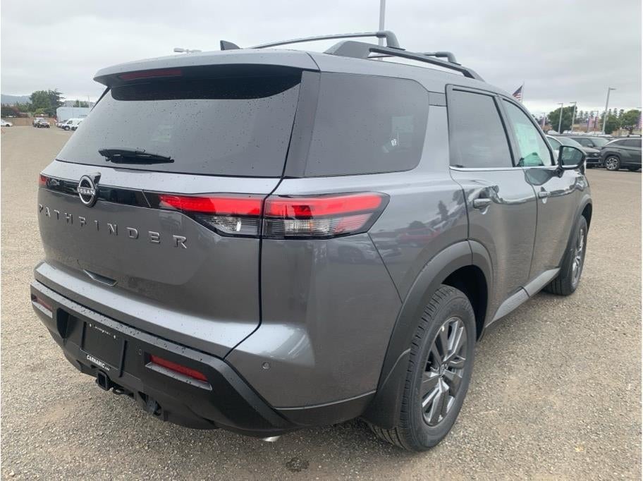 2026 Nissan Pathfinder SV Sport Utility 4D