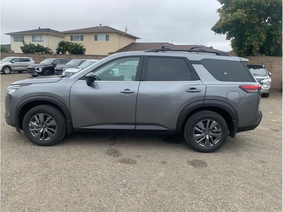 2026 Nissan Pathfinder SV Sport Utility 4D