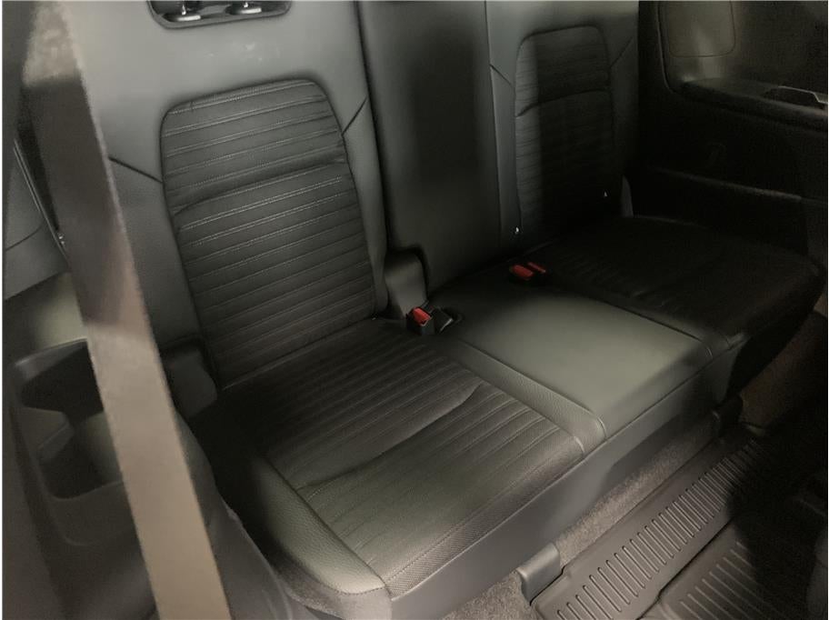 2026 Nissan Pathfinder SV Sport Utility 4D