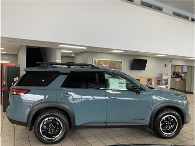 2026 Nissan Pathfinder SV Sport Utility 4D