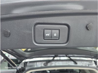 2025 Nissan Pathfinder SL Sport Utility 4D