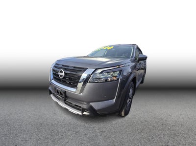 2025 Nissan Pathfinder SL Sport Utility 4D