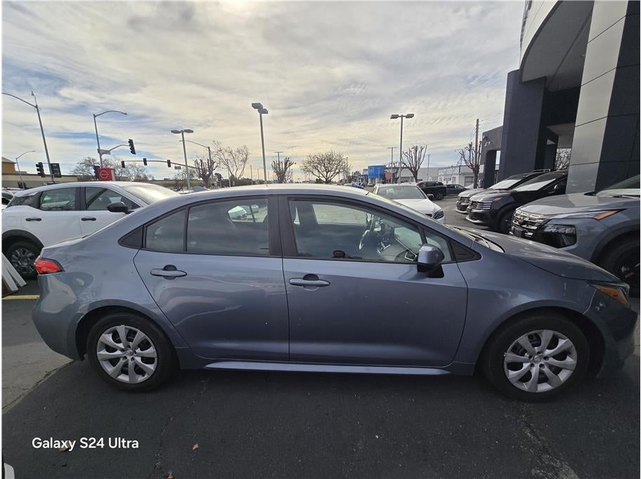 2022 Toyota Corolla LE Sedan 4D