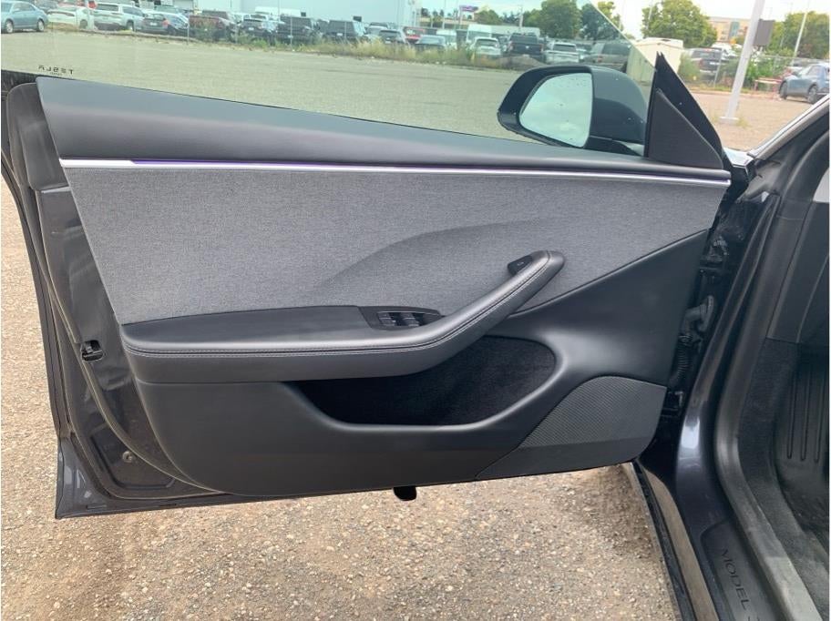 2024 Tesla Model 3 Long Range Sedan 4D