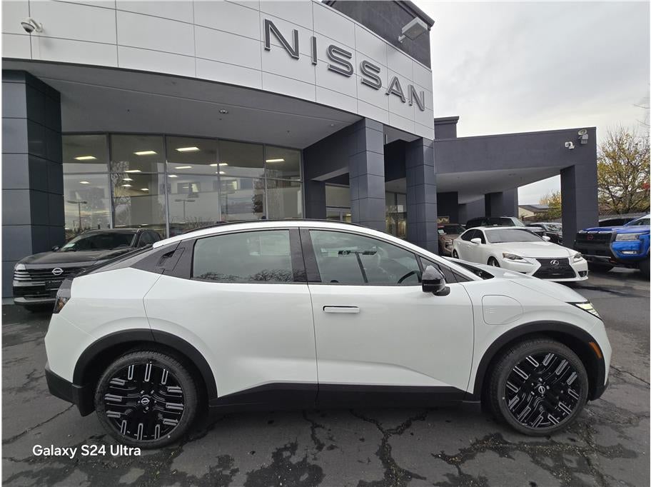 2026 Nissan LEAF PLATINUM PLUS Hatchback 4D