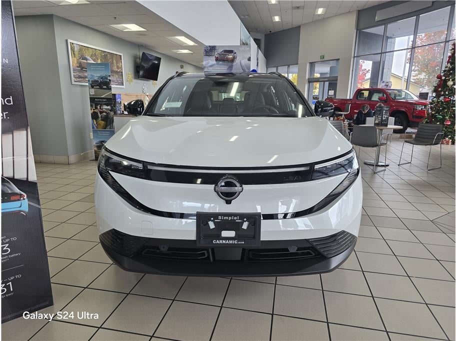 2026 Nissan LEAF PLATINUM PLUS Hatchback 4D