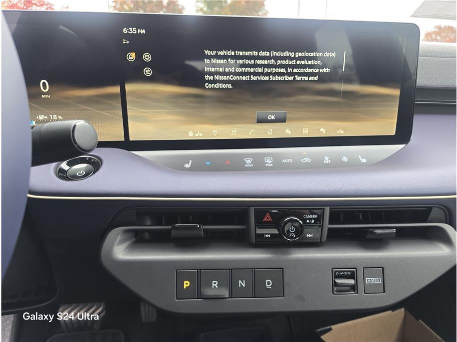 2026 Nissan LEAF PLATINUM PLUS Hatchback 4D