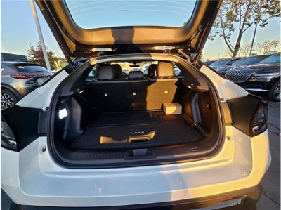 2026 Nissan LEAF PLATINUM PLUS Hatchback 4D