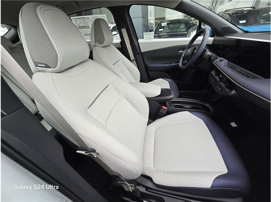 2026 Nissan LEAF PLATINUM PLUS Hatchback 4D