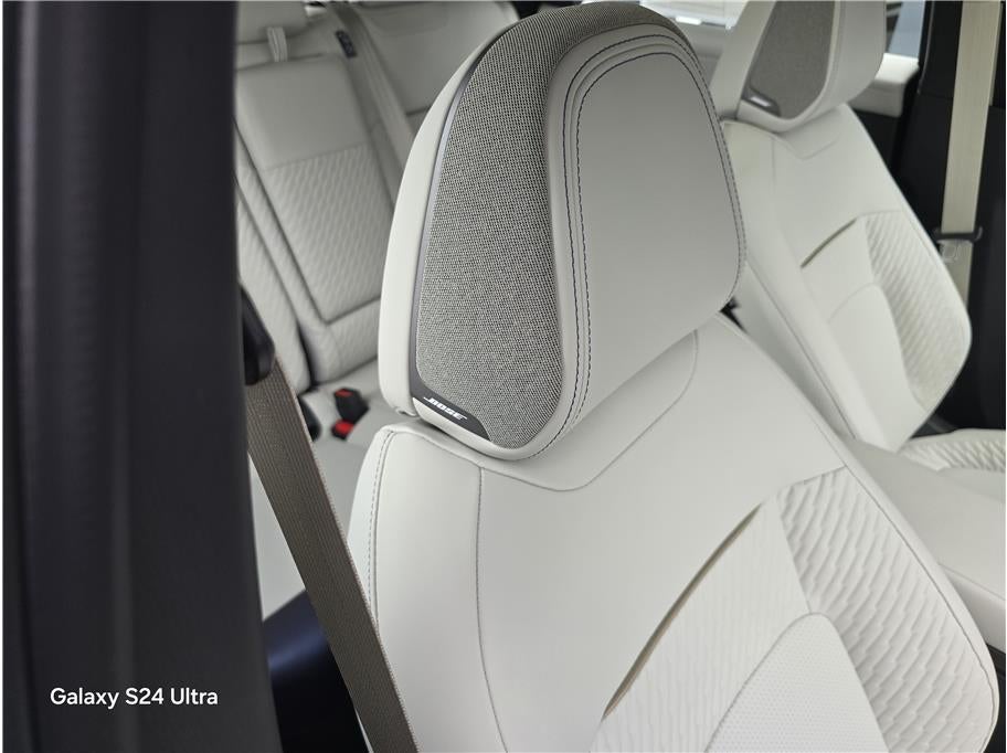 2026 Nissan LEAF PLATINUM PLUS Hatchback 4D