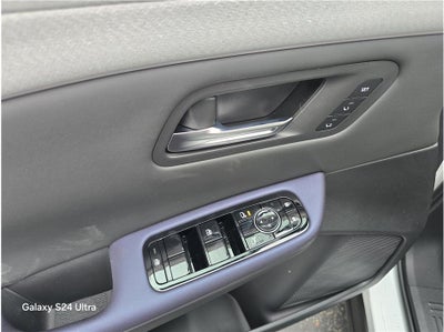 2026 Nissan LEAF PLATINUM PLUS Hatchback 4D