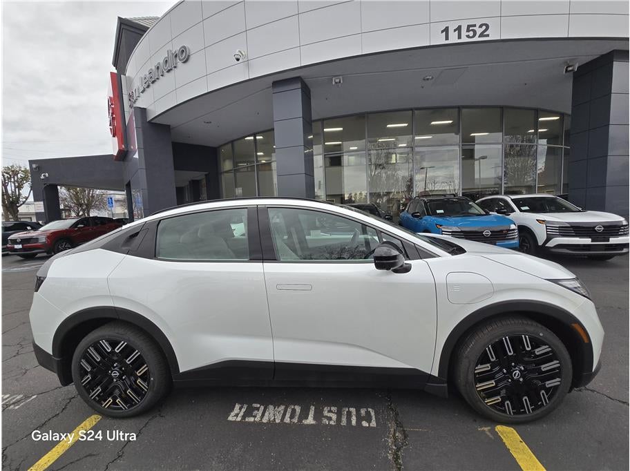 2026 Nissan LEAF PLATINUM PLUS Hatchback 4D