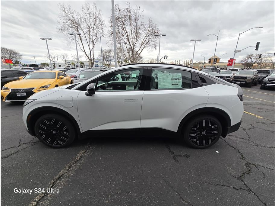 2026 Nissan LEAF PLATINUM PLUS Hatchback 4D