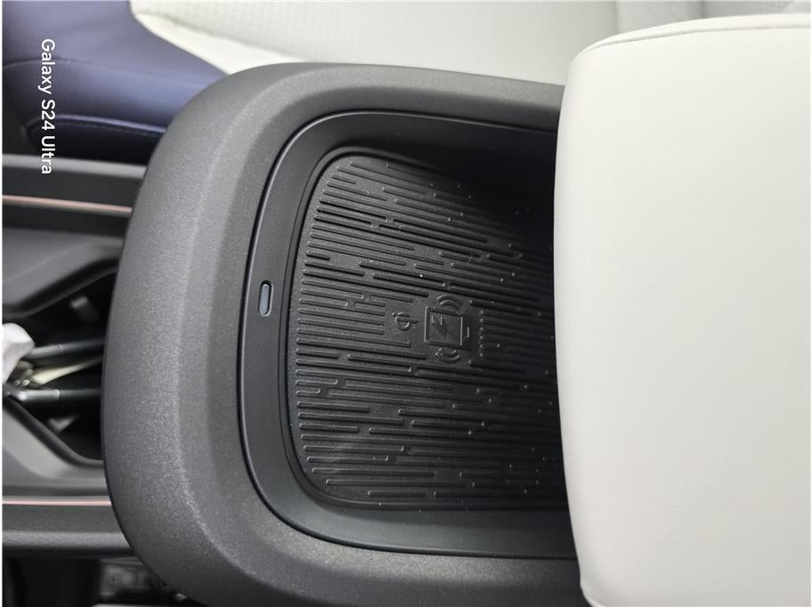 2026 Nissan LEAF PLATINUM PLUS Hatchback 4D