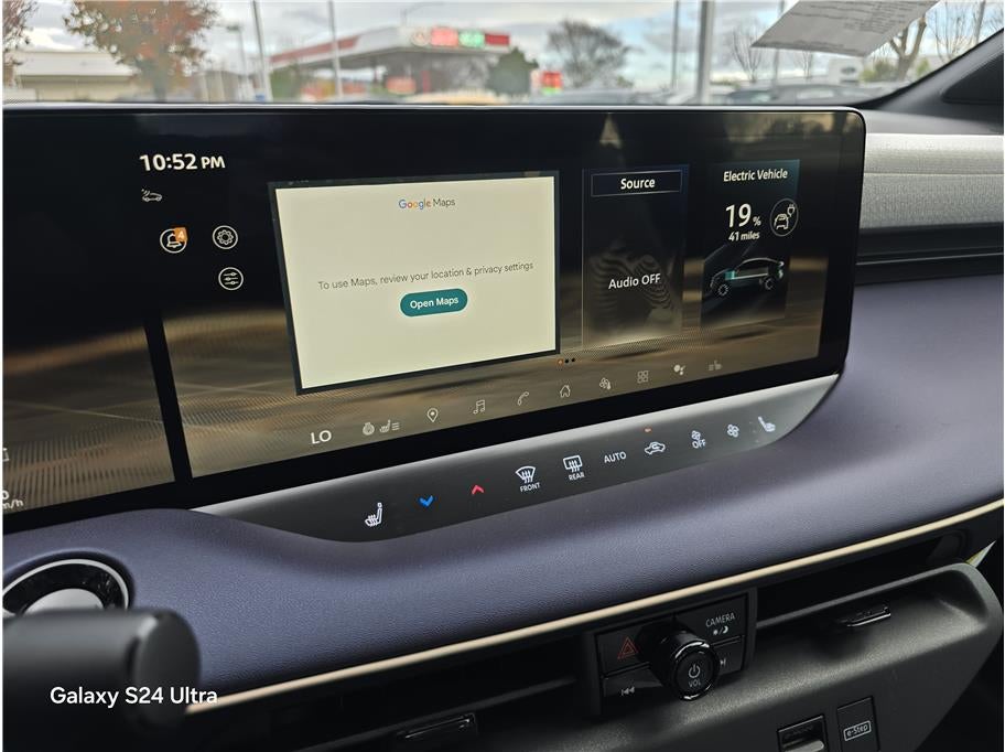 2026 Nissan LEAF PLATINUM PLUS Hatchback 4D