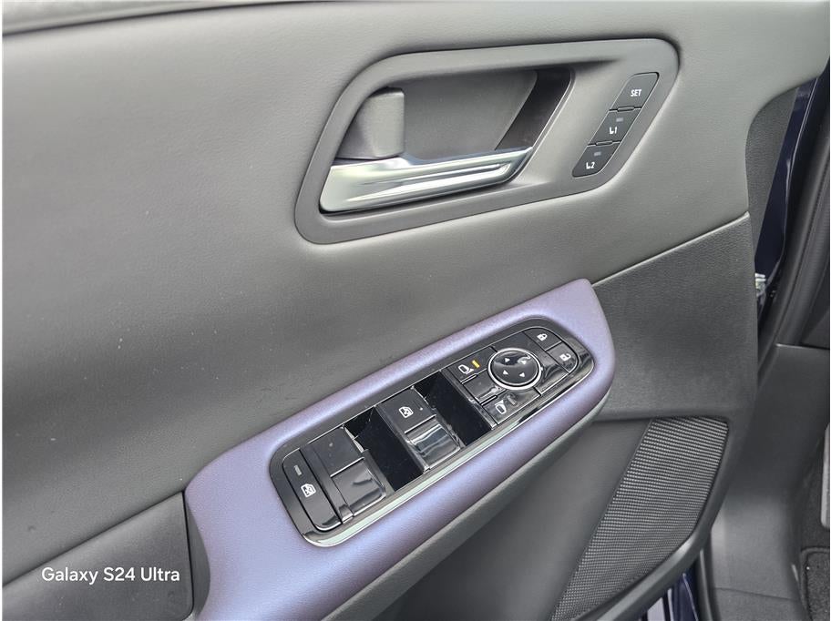 2026 Nissan LEAF PLATINUM PLUS Hatchback 4D