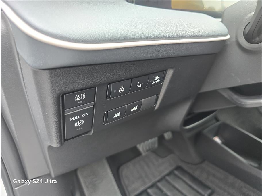 2026 Nissan LEAF PLATINUM PLUS Hatchback 4D