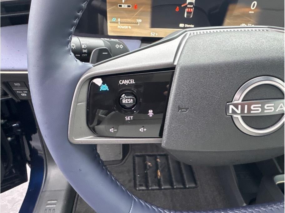 2026 Nissan LEAF PLATINUM PLUS Hatchback 4D