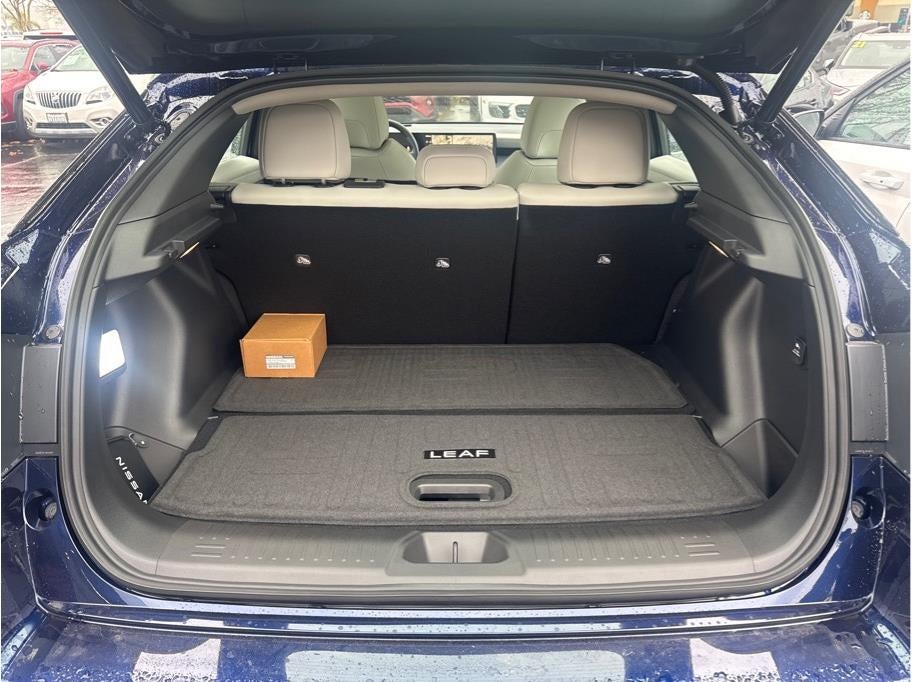 2026 Nissan LEAF PLATINUM PLUS Hatchback 4D