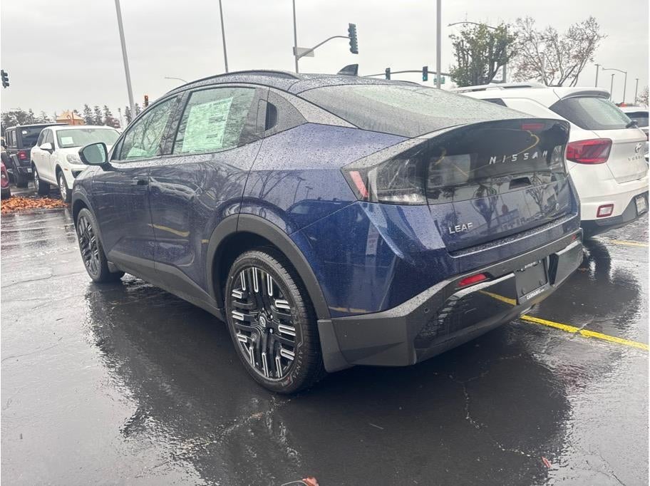 2026 Nissan LEAF PLATINUM PLUS Hatchback 4D